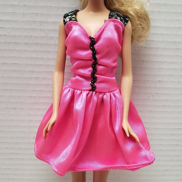 Barbie Doll in Pink & Black Barbie Dress - Picture 4 of 7